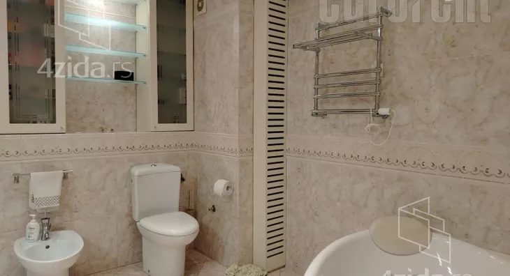 Petosoban stan | 4zida