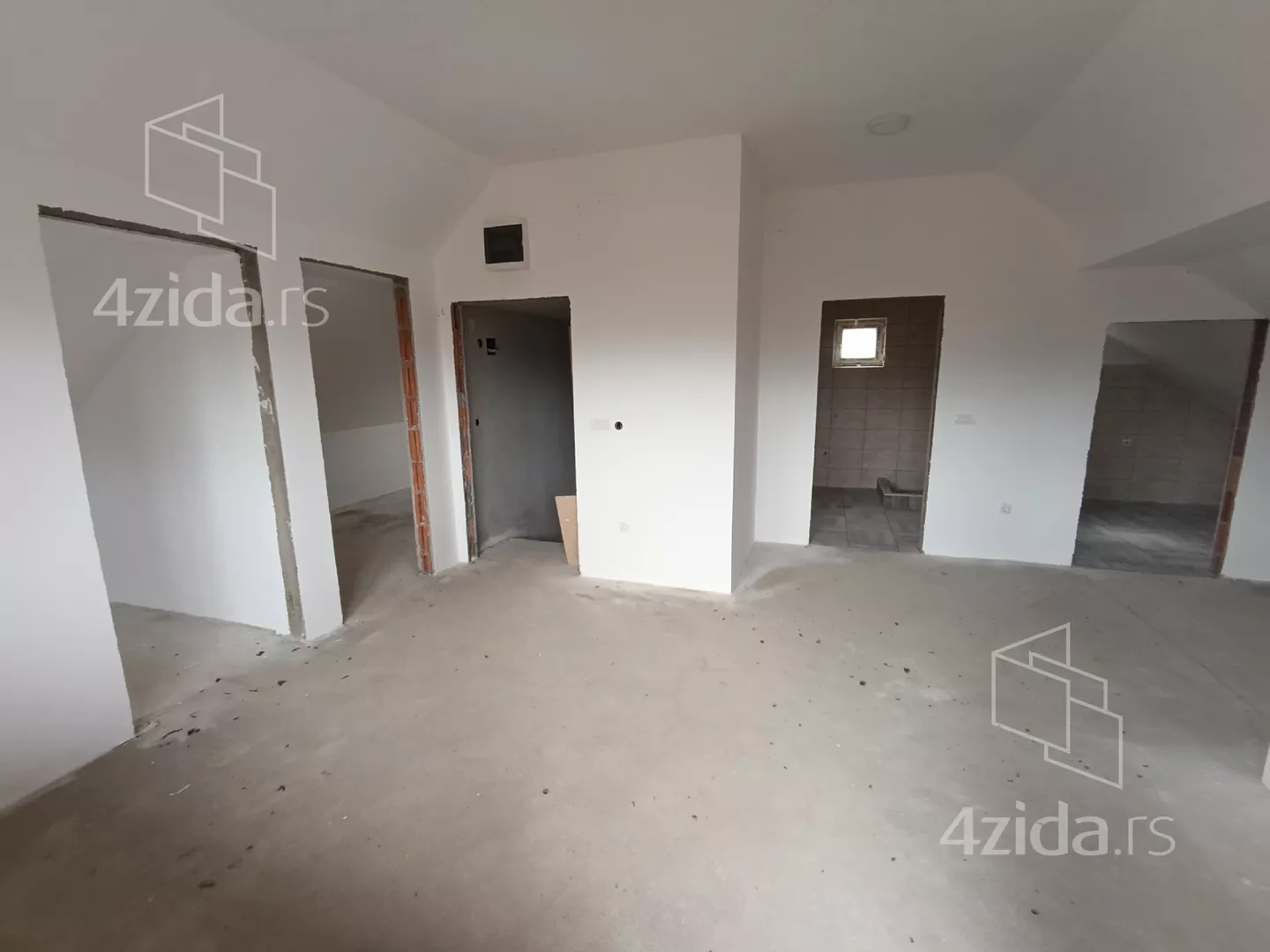 3-etažna kuća | 4zida