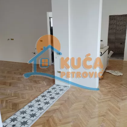 Prvomajska | 4zida.rs