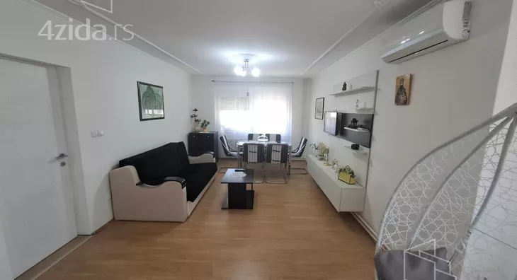 3-etažna kuća | 4zida