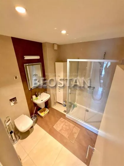 Omladinskih Brigada | 4zida.rs