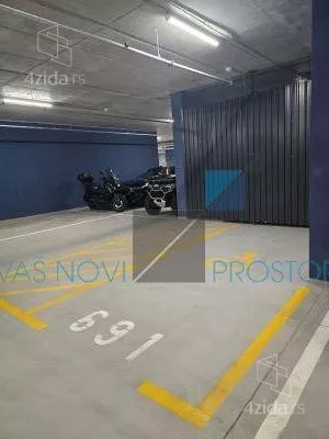 Garaža | 4zida
