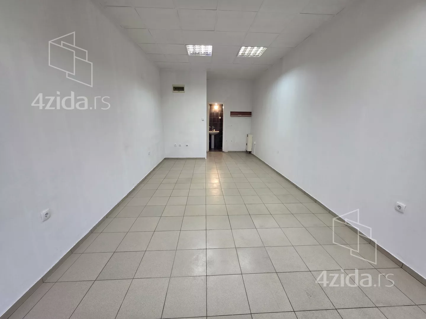 Lokal | 4zida