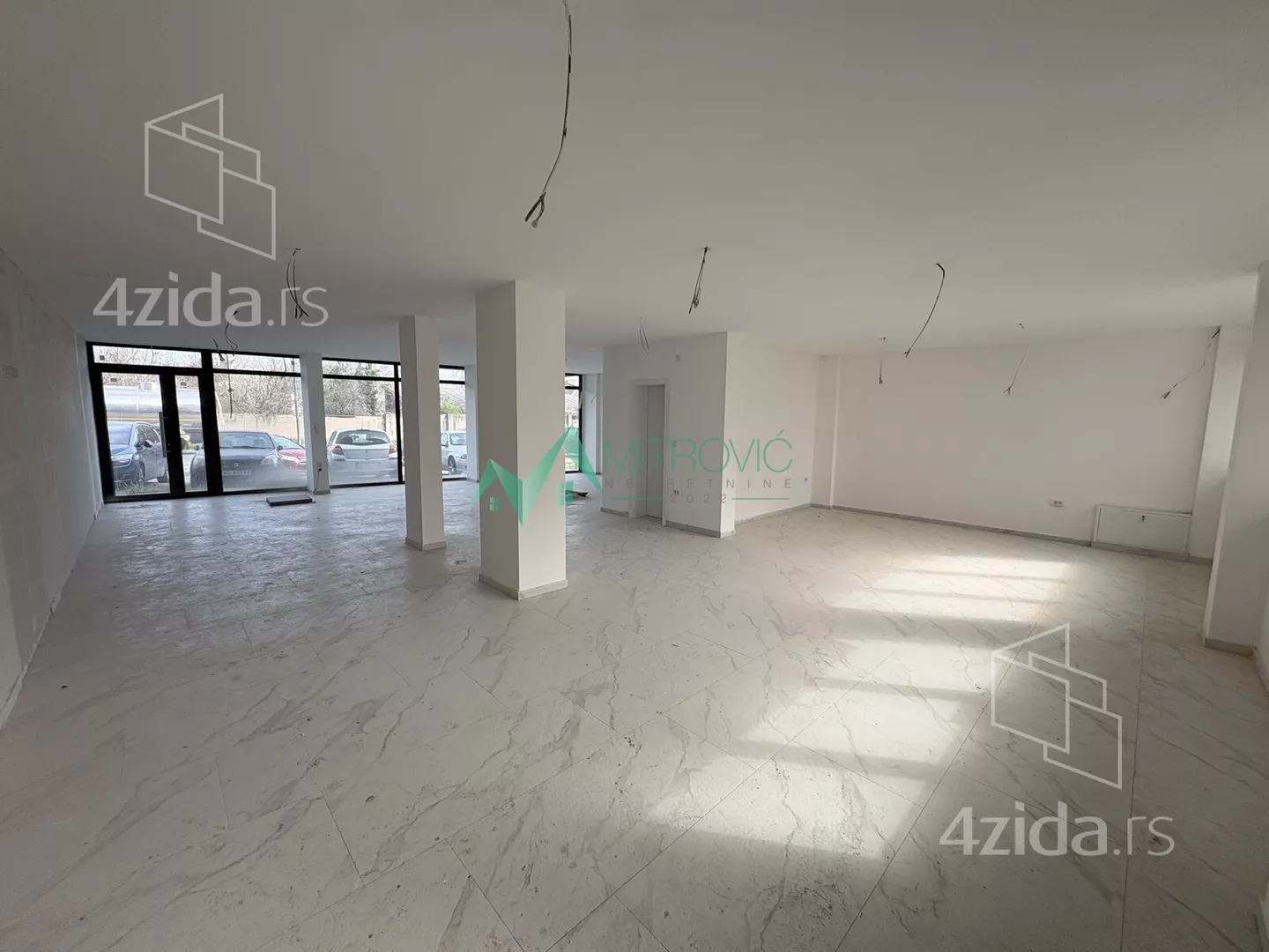 Poslovni prostor | 4zida