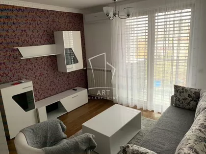 Ravanička | 4zida.rs