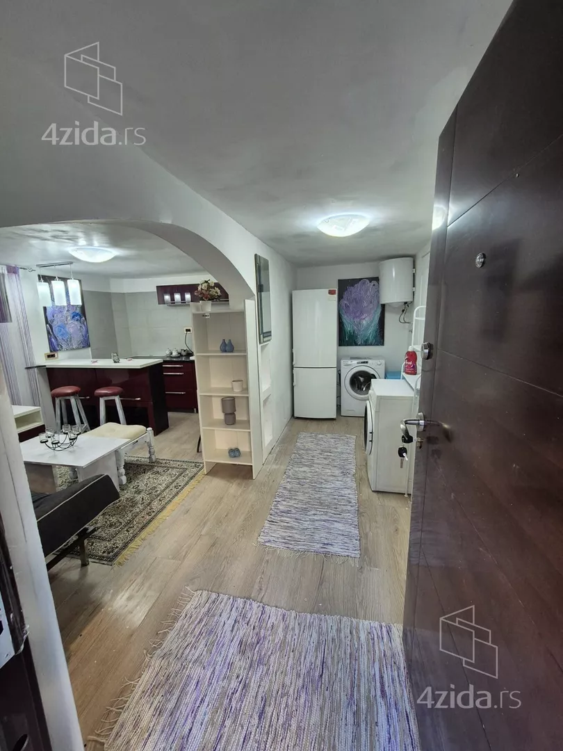 Jednosoban stan | 4zida