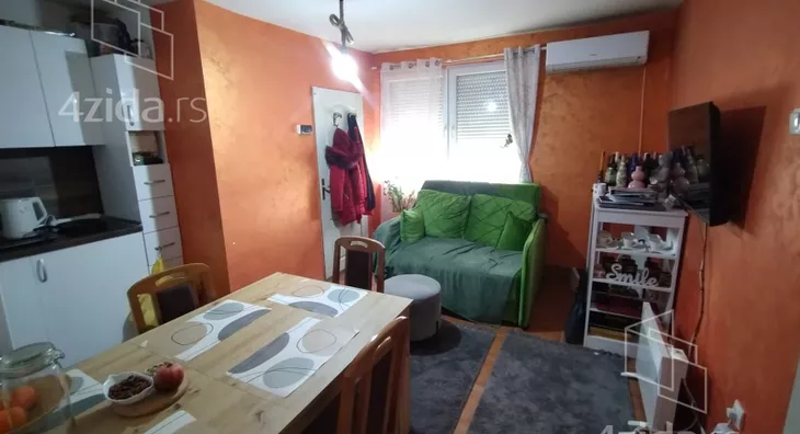 Četvoroiposoban stan | 4zida