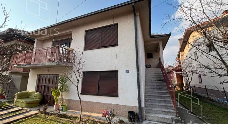 2-etažna kuća | 4zida