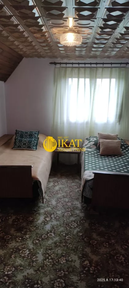 Svetosavska | 4zida.rs