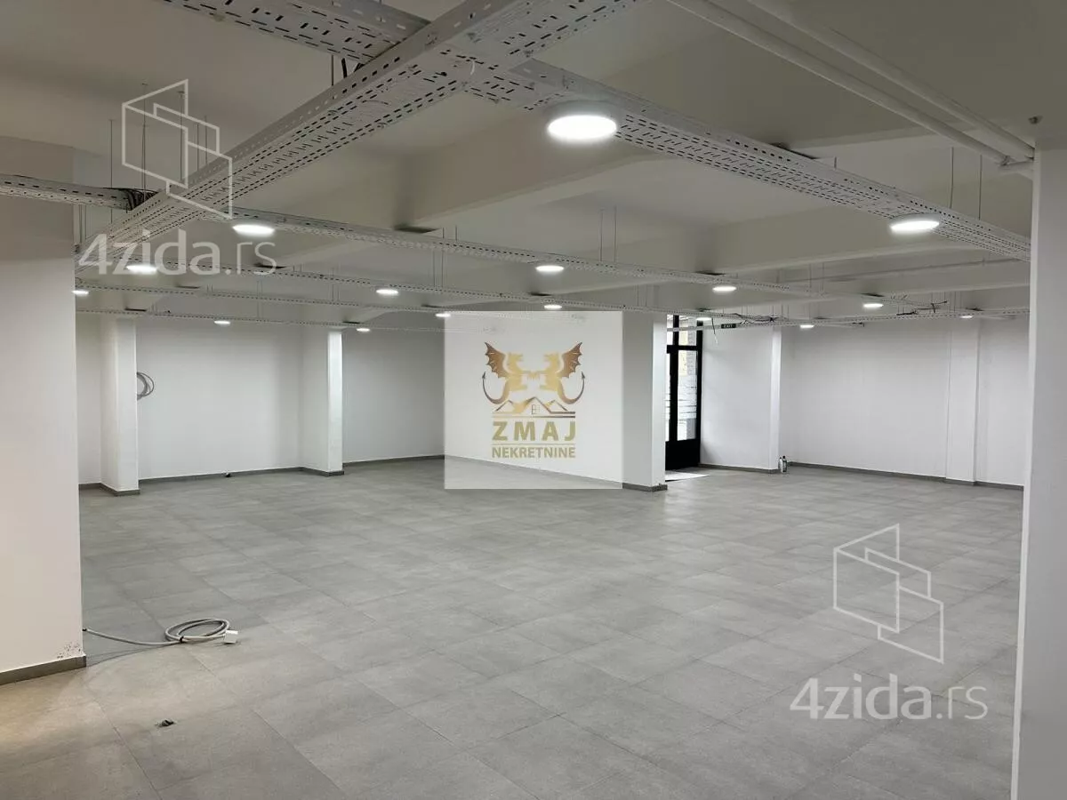 Poslovni prostor | 4zida