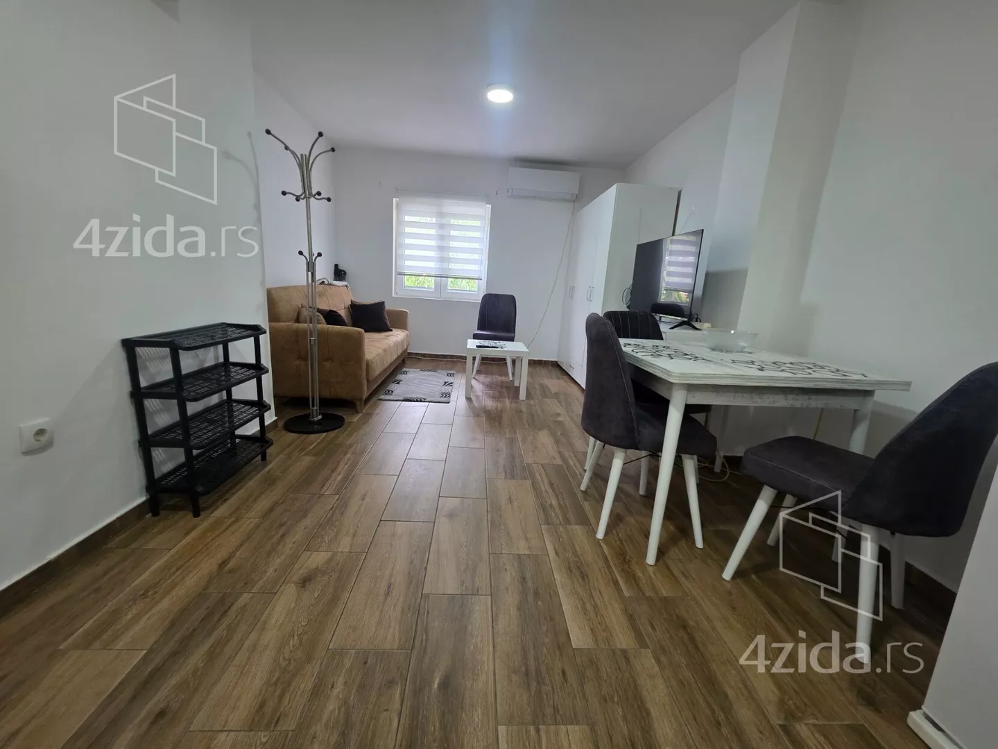 Garsonjera | 4zida