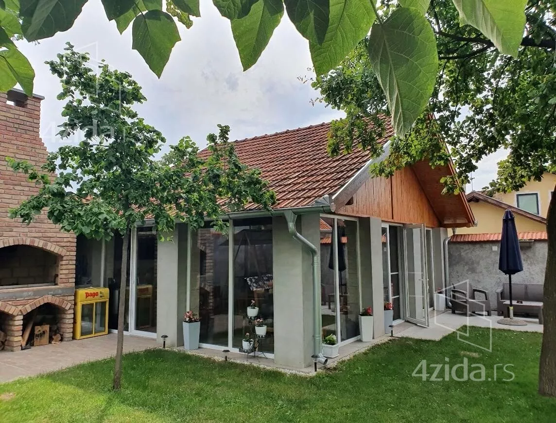 3-etažna kuća | 4zida