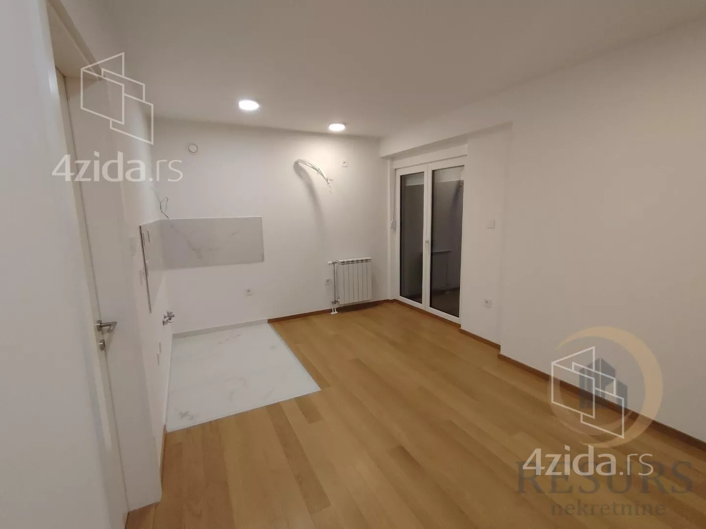 Jednoiposoban stan | 4zida