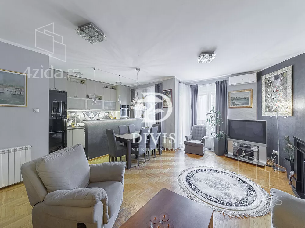 Petosoban stan | 4zida