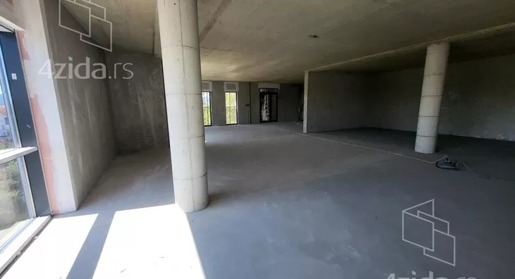 Poslovni prostor | 4zida