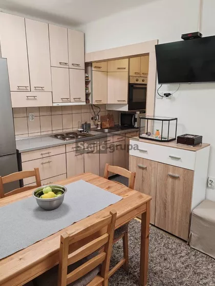 Slovenska | 4zida.rs