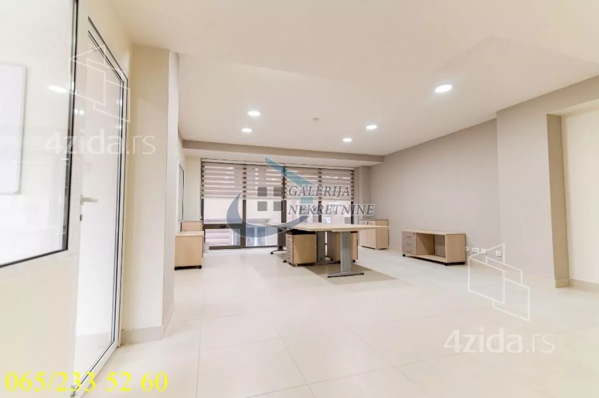 Poslovni prostor | 4zida