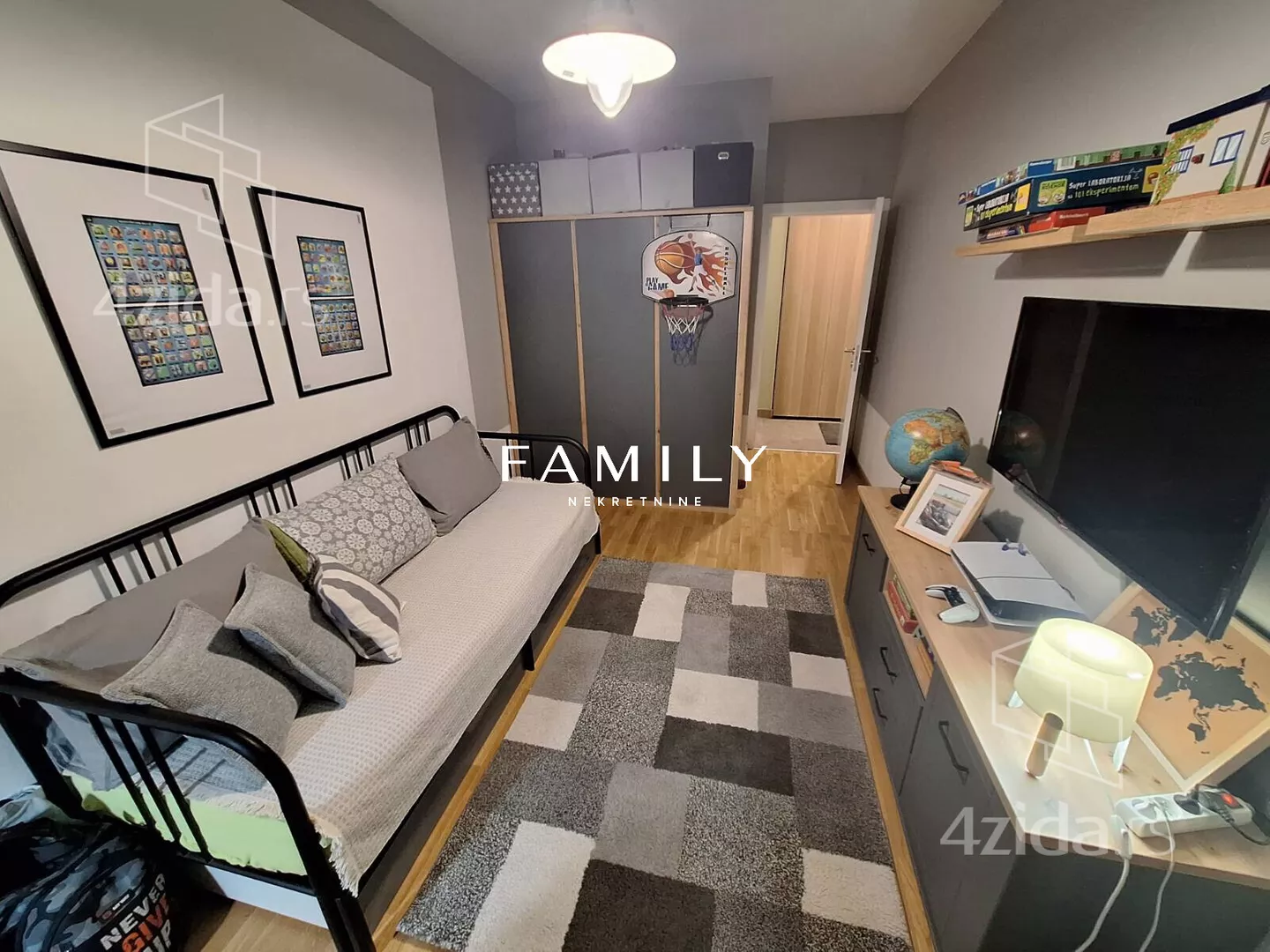 Trosoban stan | 4zida