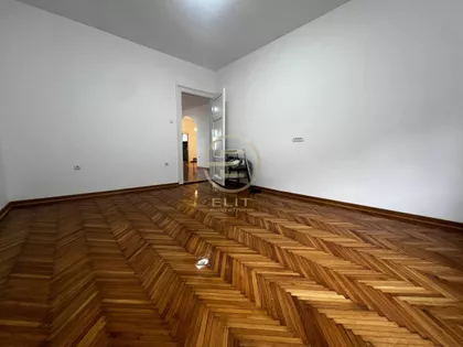 Stari Grad | 4zida.rs