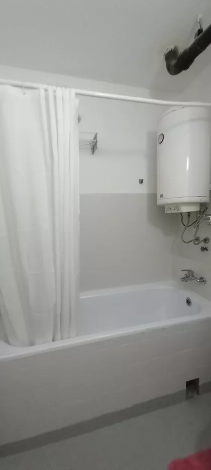 1. Oktobra 4A | 4zida.rs