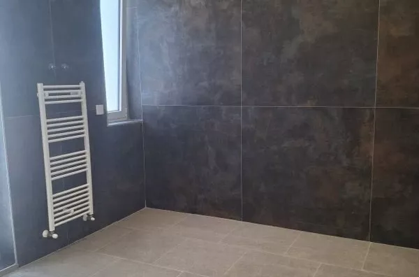 Šestosoban stan | 4zida