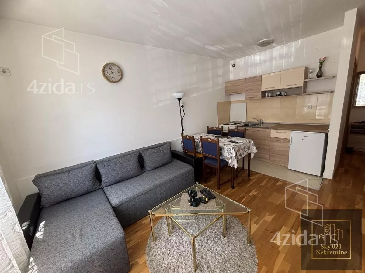 Garsonjera | 4zida