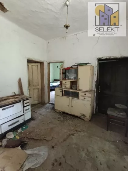 Majur | 4zida.rs