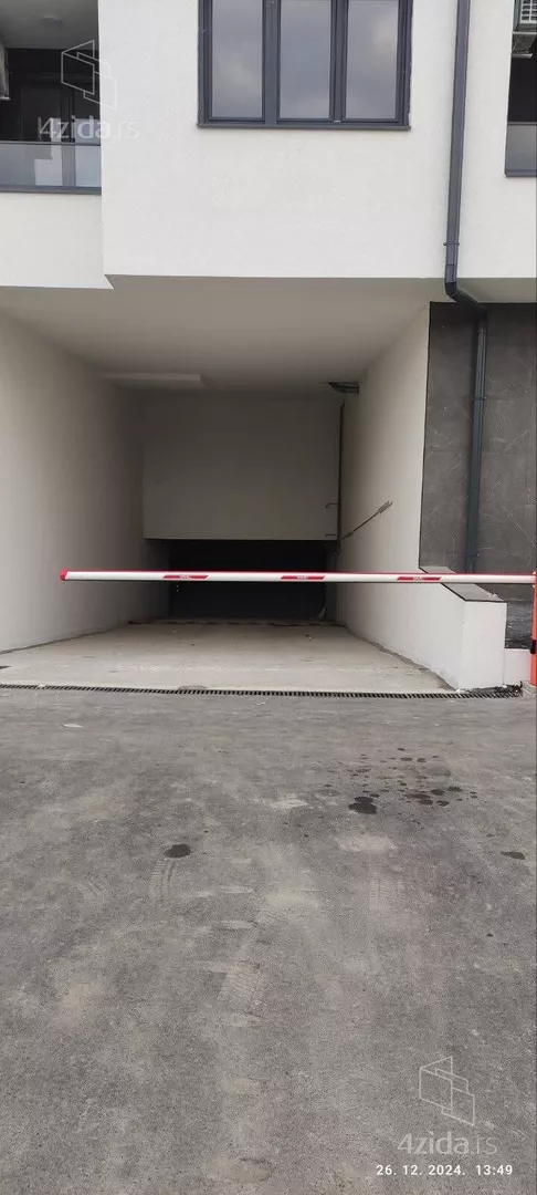 Garaža | 4zida