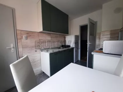 Rentgenova | 4zida.rs