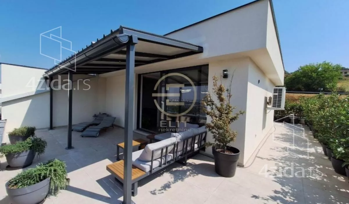 Petosoban stan | 4zida