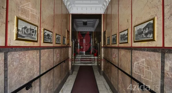 Četvoroiposoban stan | 4zida