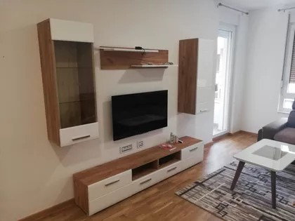 Devet Jugovića | 4zida.rs