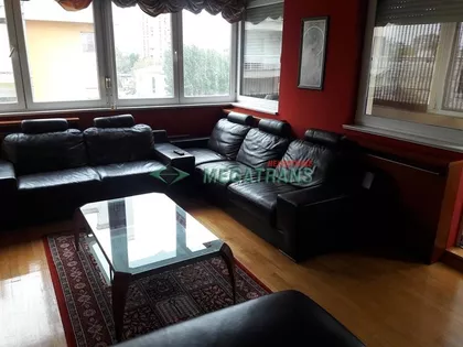 Bulevar Cara Lazara | 4zida.rs