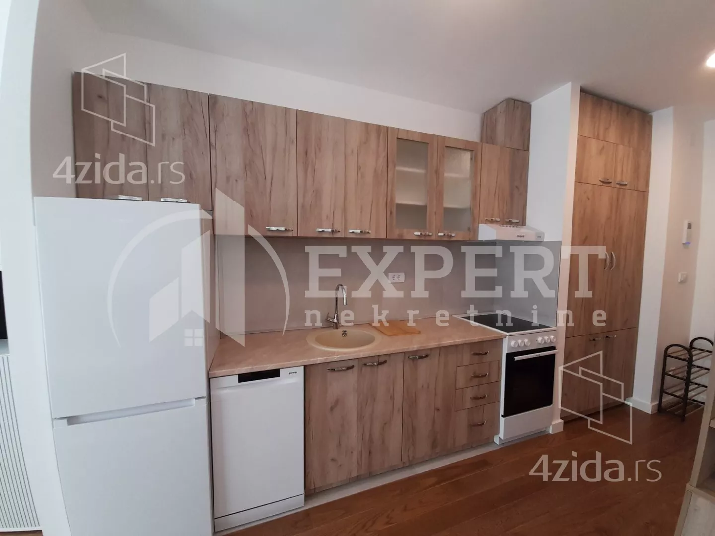 Garsonjera | 4zida