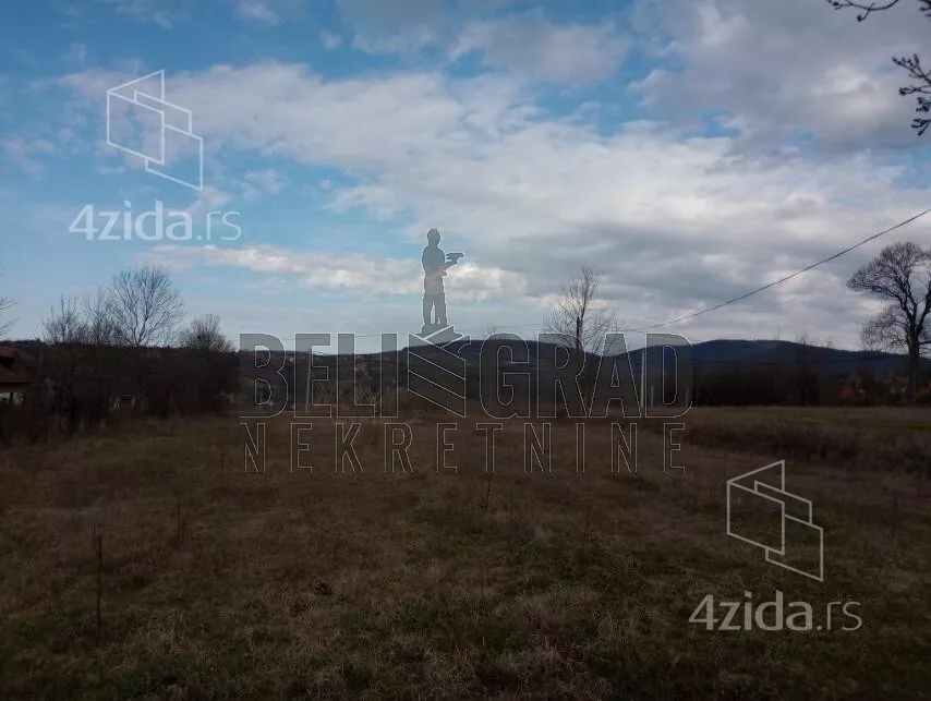 Plac | 4zida