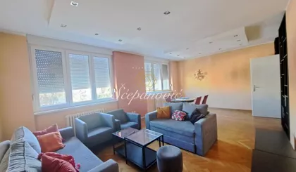 Stari Grad | 4zida.rs