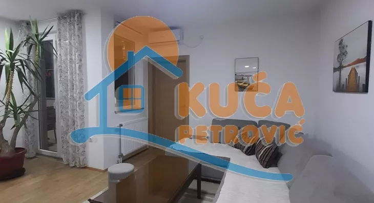 Troiposoban stan za izdavanje, Knjazevačka, 700€, 116m² - stampaj