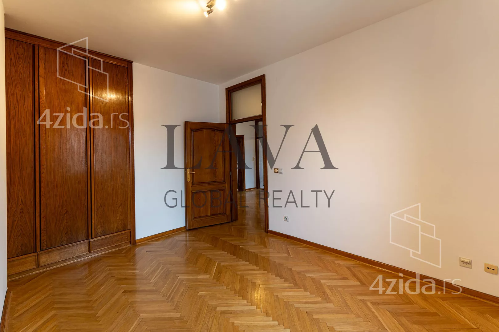4-etažna kuća | 4zida