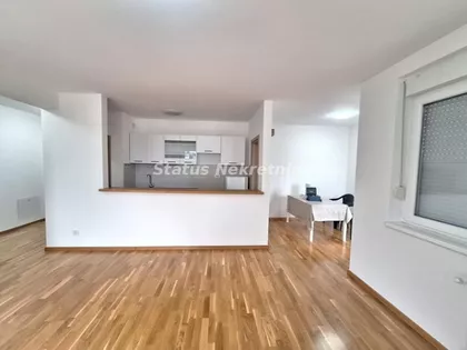 Novo Naselje | 4zida.rs