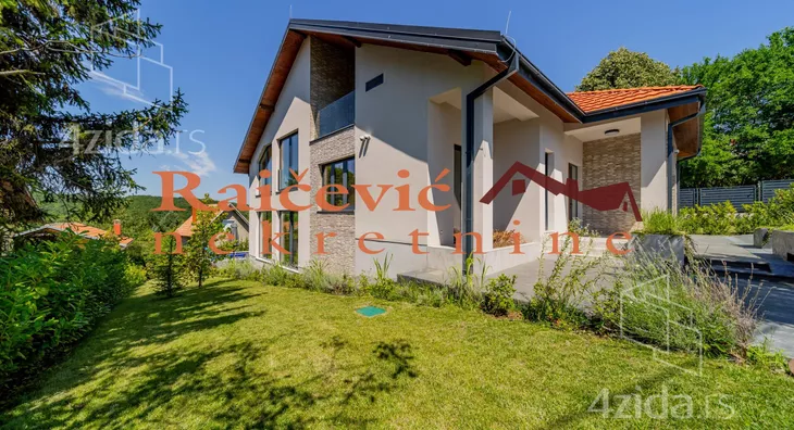 Kuća | 4zida