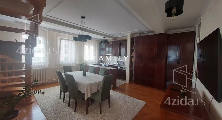 Troiposoban stan | 4zida