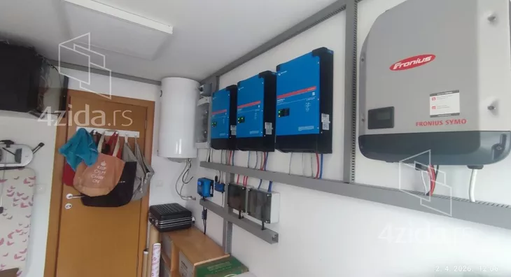 Četvoroiposoban stan | 4zida