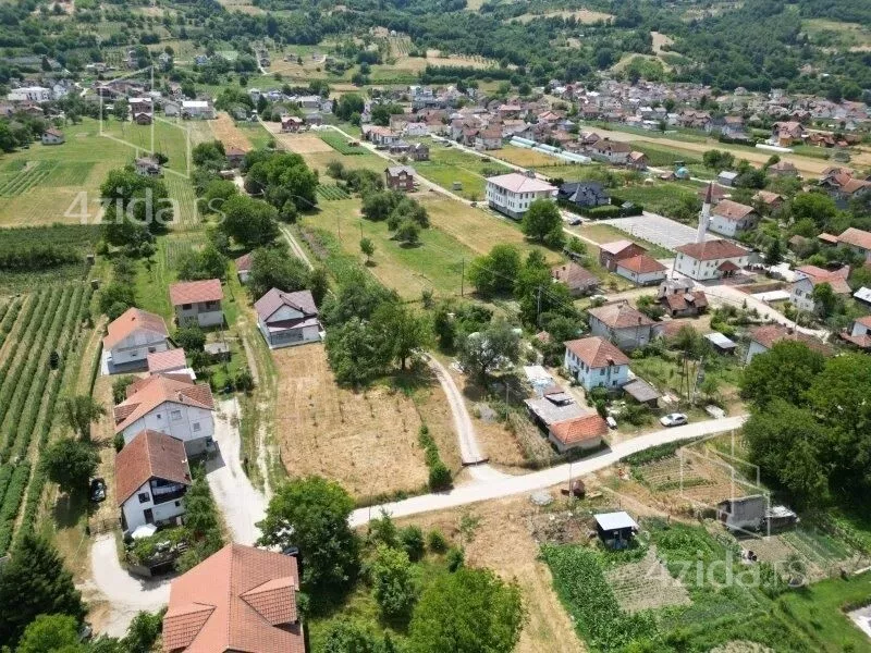 Plac | 4zida