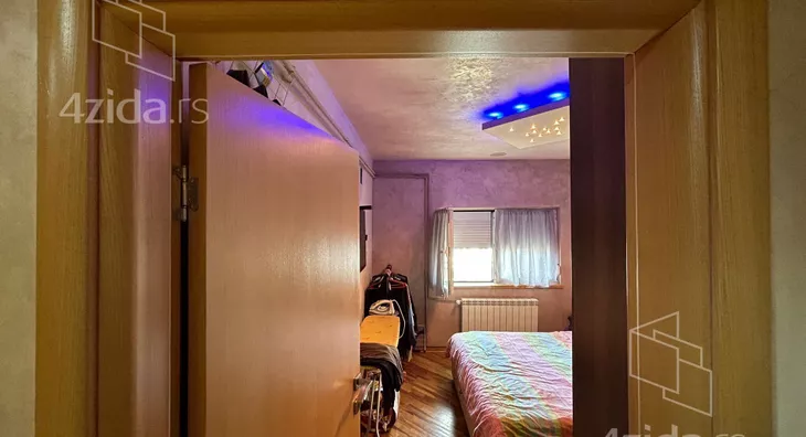 Četvoroiposoban stan | 4zida