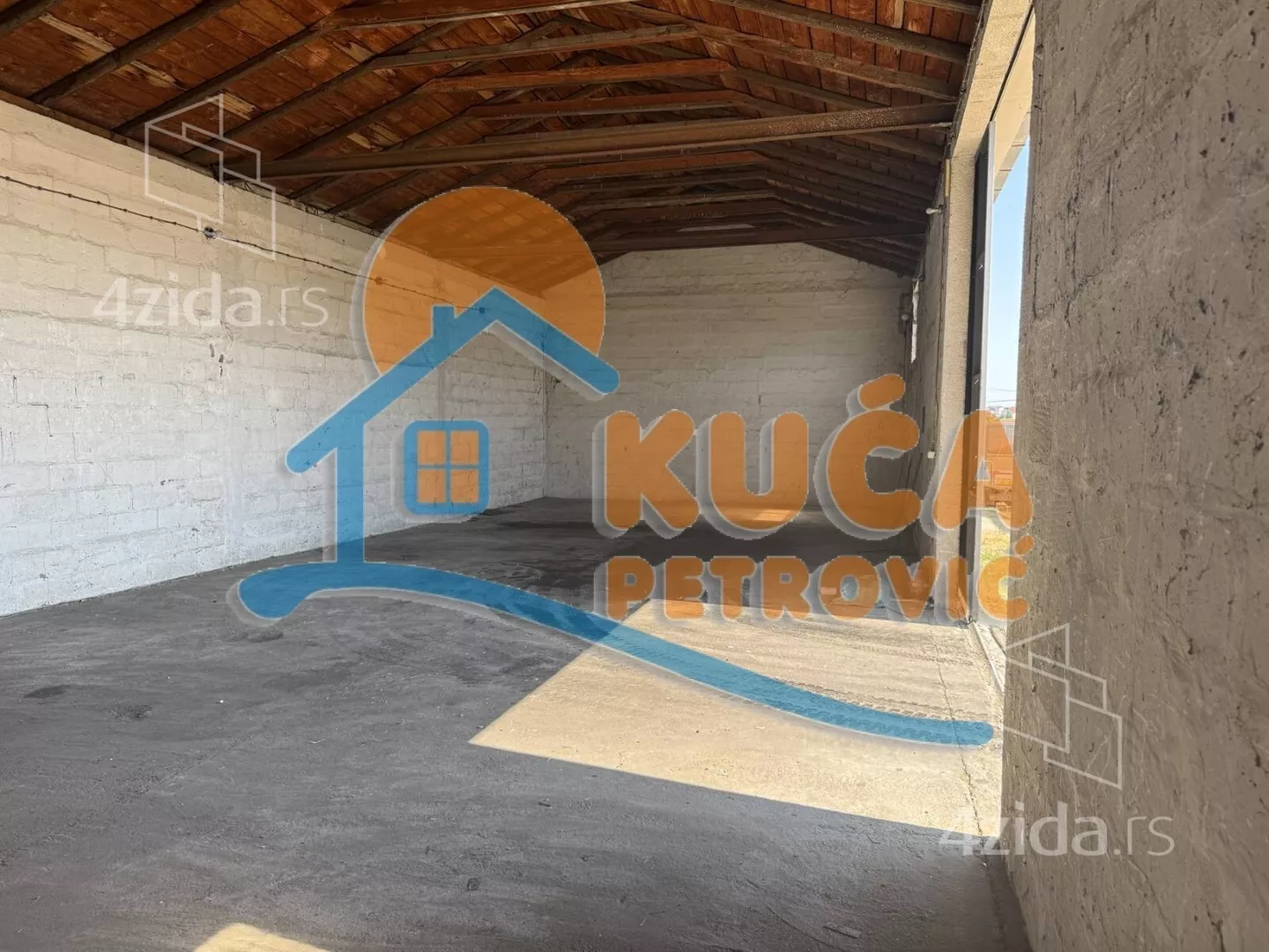 Lokal | 4zida