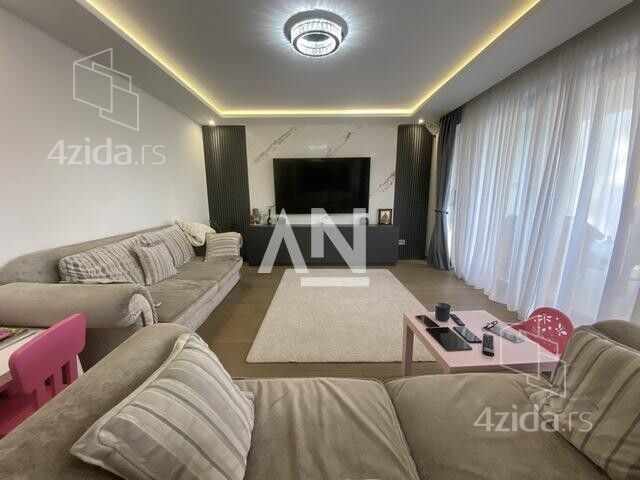 www.4zida.rs
