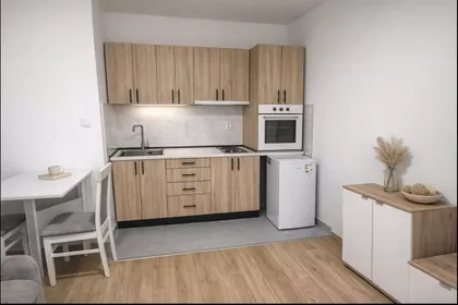 Jadranke Stojaković | 4zida.rs