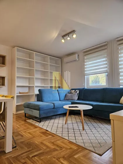 Socijalno | 4zida.rs