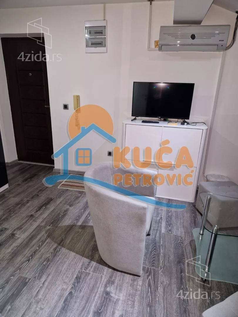 Garsonjera | 4zida