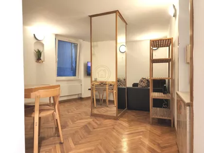 Knez Mihajlova | 4zida.rs
